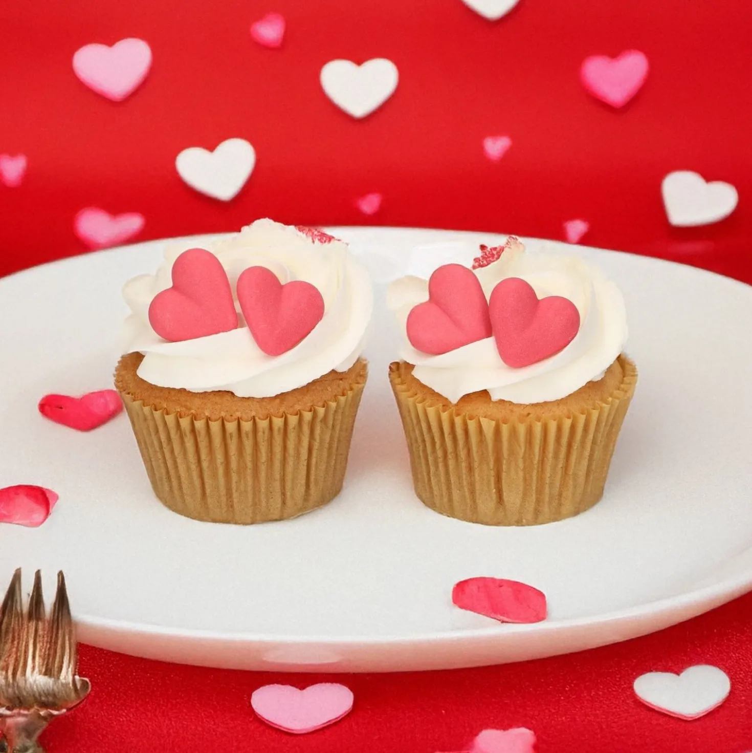 FunCakes syötävä koriste, punaiset sydämet 8 kpl