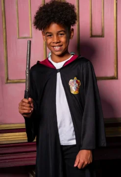 Harry Potter asusetti; kaapu, lasit ja taikasauva