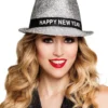 Hattu, Happy New Year, hopeanvärinen
