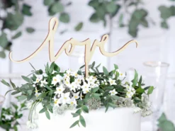 Kakunkoriste Love puinen 16 cm