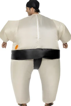 Sumopainijan asu ilmalla täytettävä