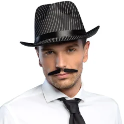 Viikset gangsteri
